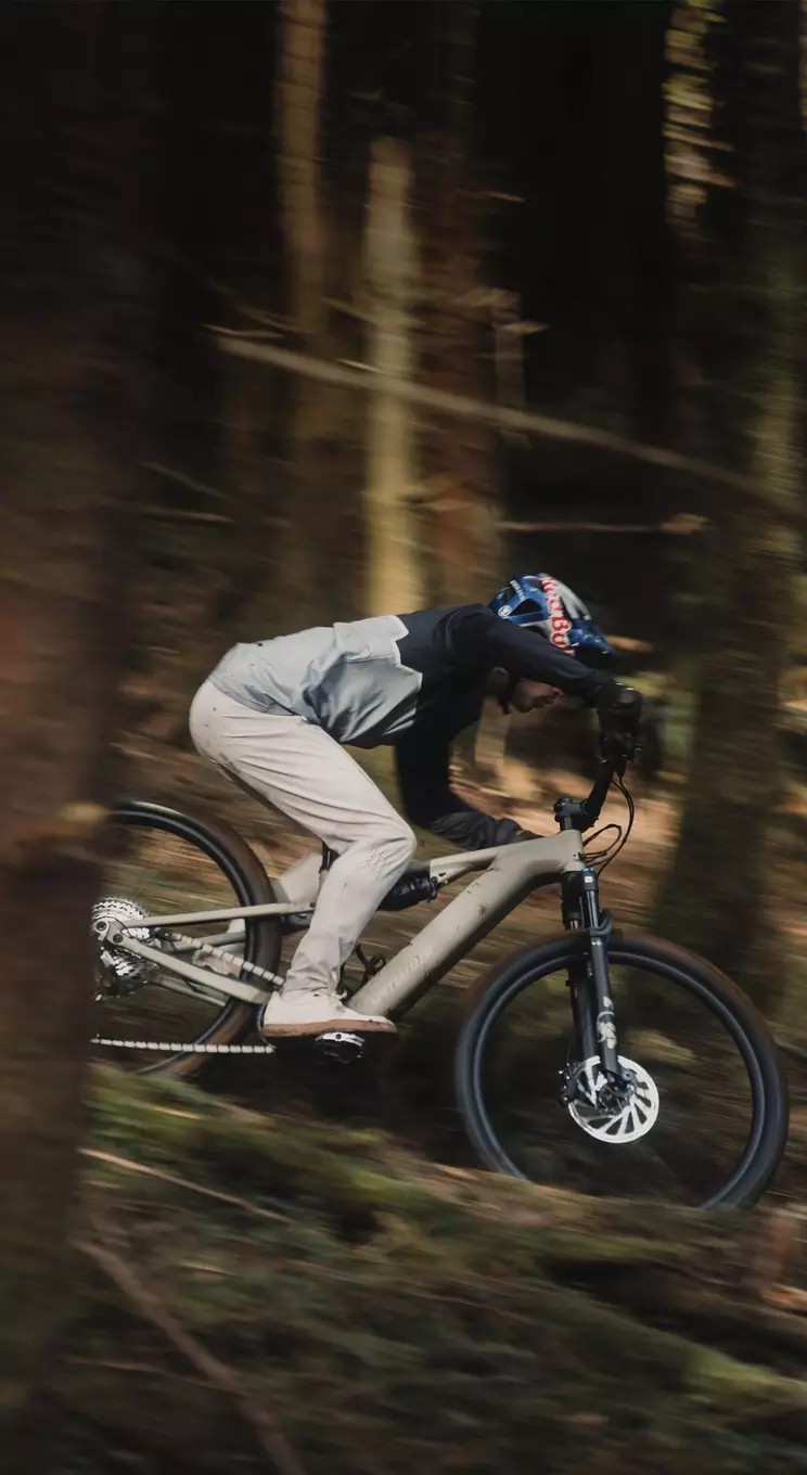 MTB-5441_npi-levo-r-alloy_pdp_deck-of-cards-1_card-1@4x